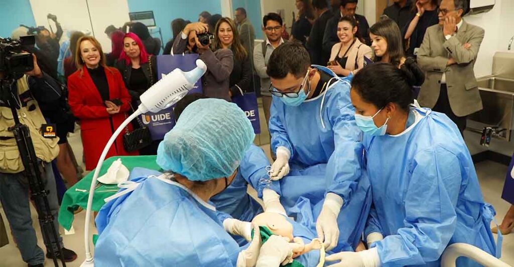 INAUGURACION MEDICINA_2