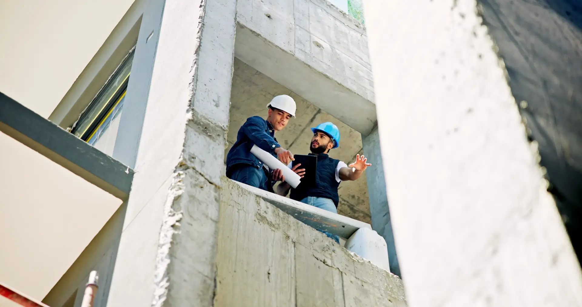 Fiscalizador de obras de ingeniería en general - UIDE Ecuador