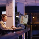 Gestor de proyectos financieros - finanzas y medios digitales