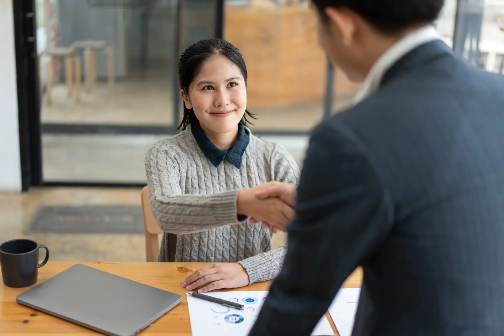 Sector Privado Empresarial y Multinacionales - UIDE Ecuador