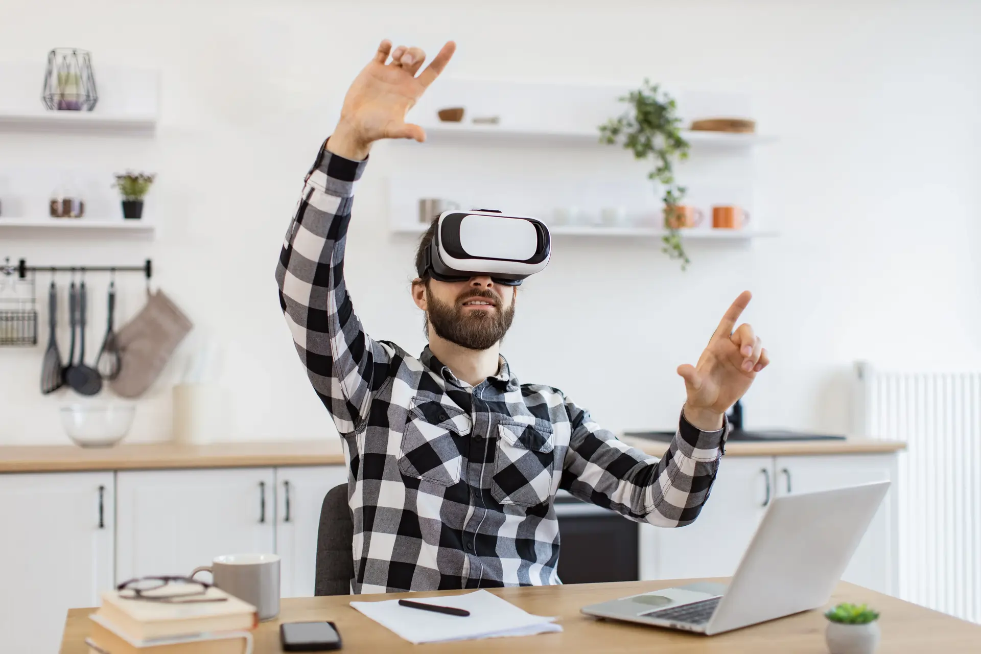 Emprendedor en la creación y dirección de tu propia empresa digital Tech Startup - UIDE Ecuador
