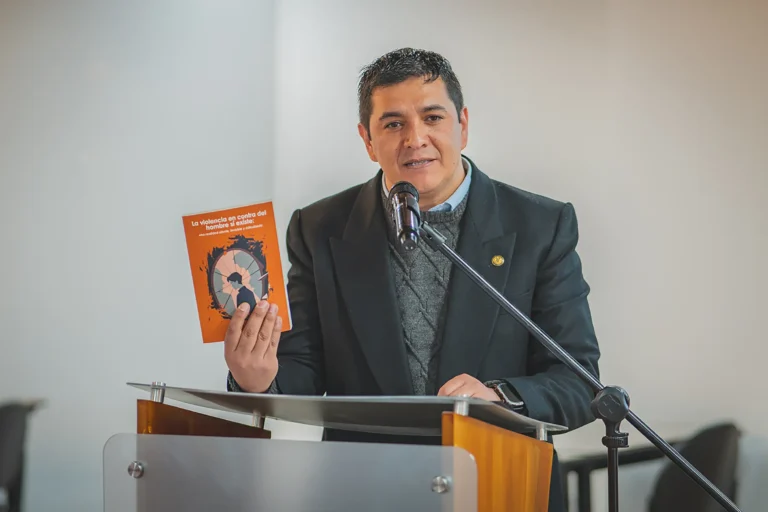 lanzamiento de obras de escuela de psicología clínica (3)