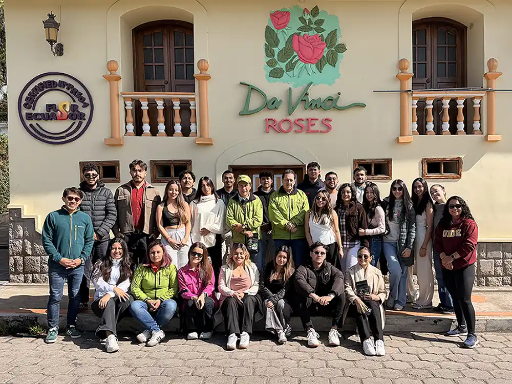banner gira acadÉmica quito