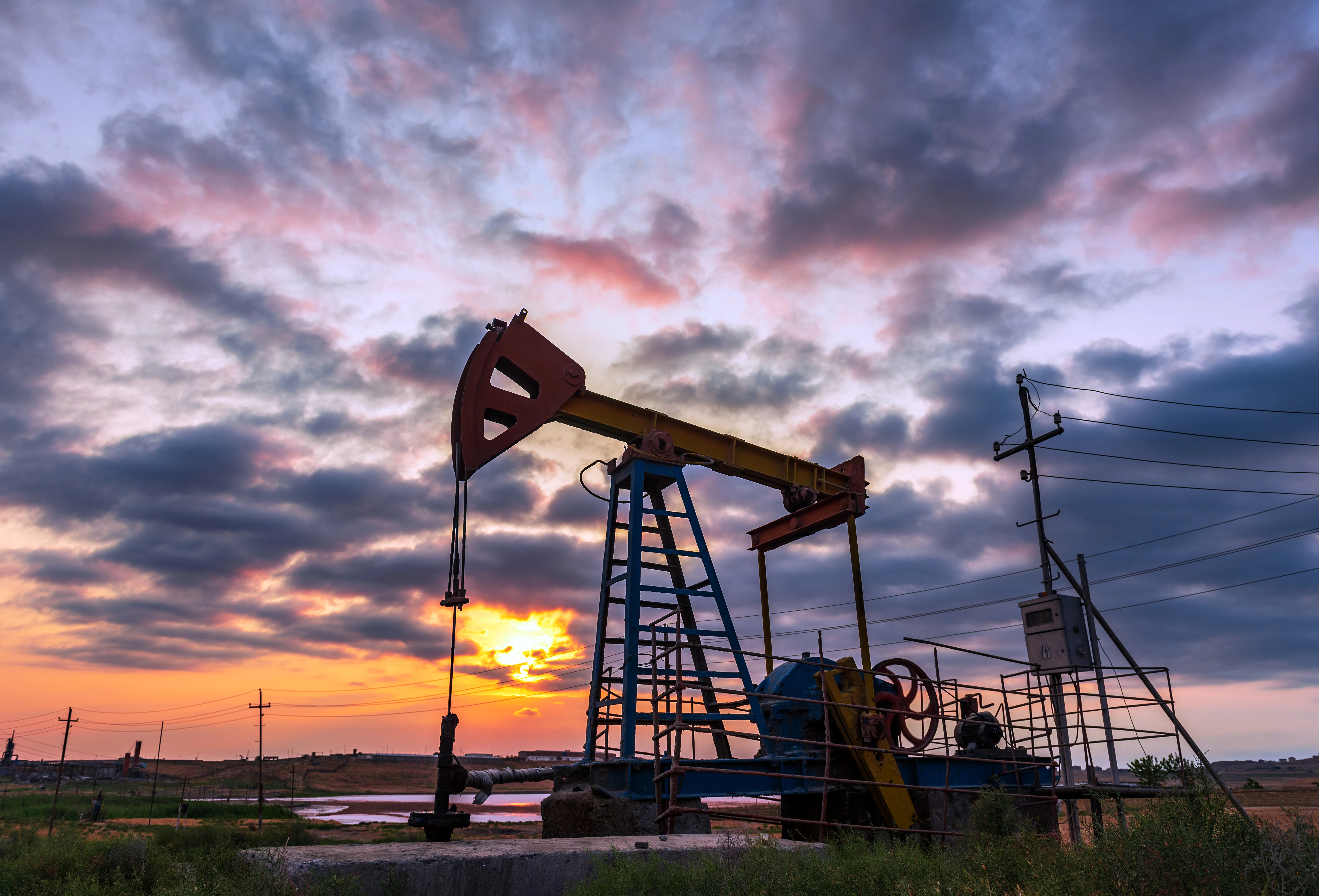 banner guerra petroleo