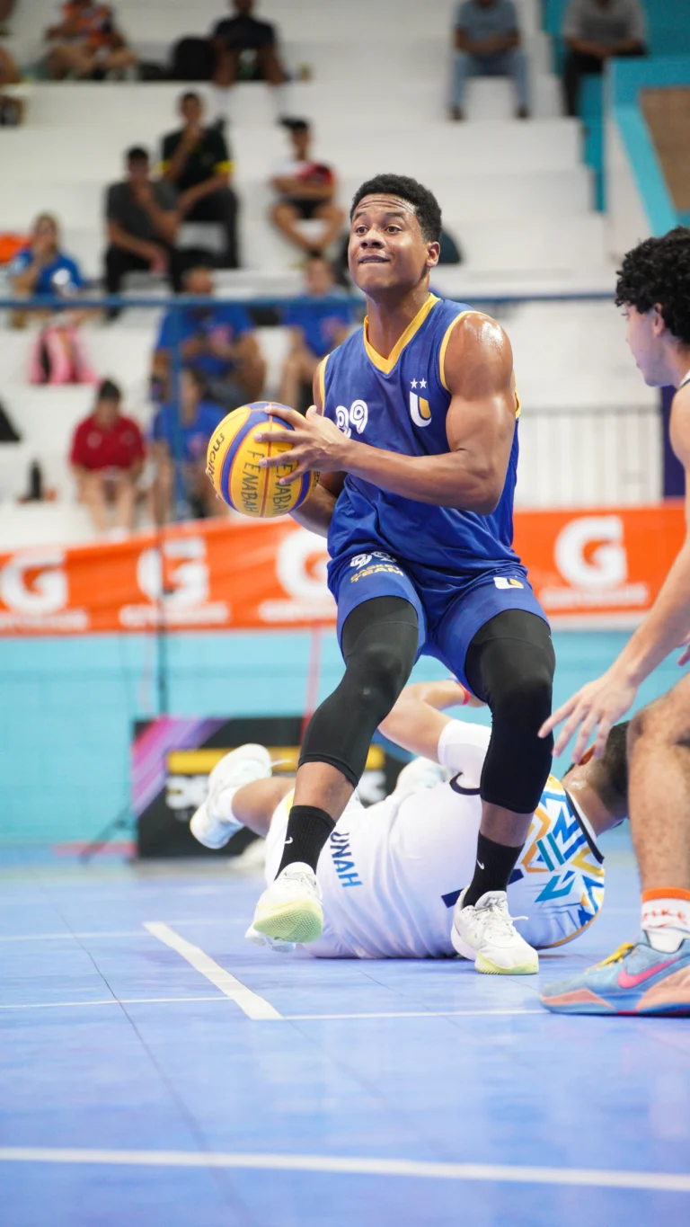 fisu 3x3 005