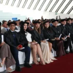 ceremonia birrete toga odontología