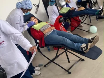 jornada odontológica muchacho trabajador 3